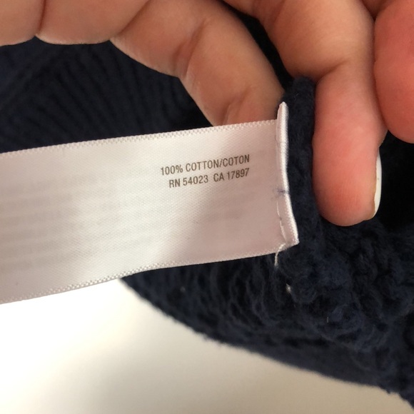 Old Navy size Medium chunky knit sweater navy color semi cropped soft cozy - Picture 7 of 7